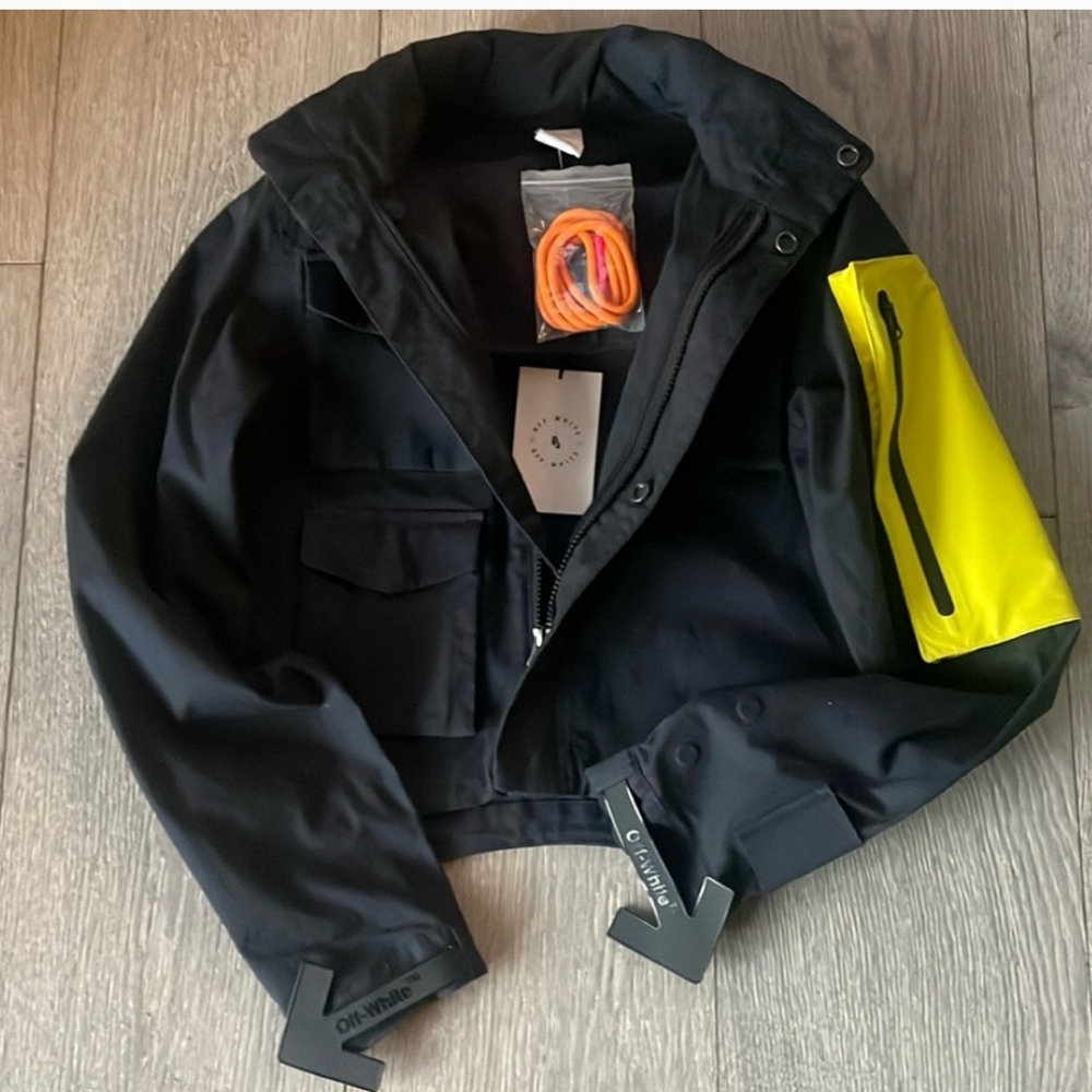 Off-white jacket xs